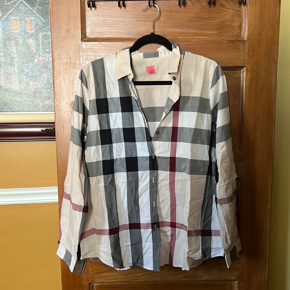Burberry real not fake multi color was dry cleaned little wrinkly size xl